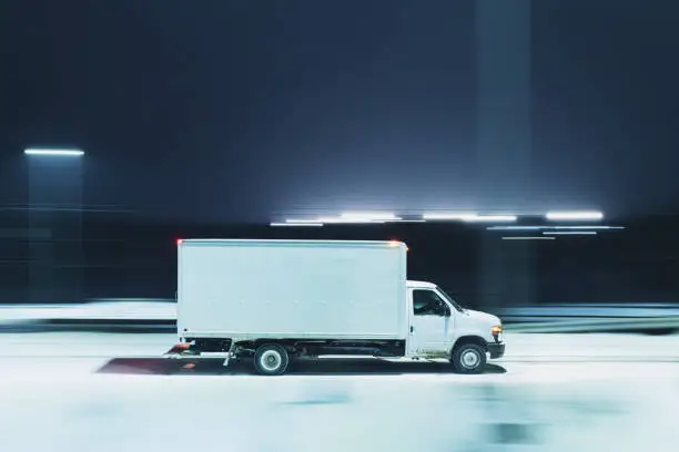 Cube Truck